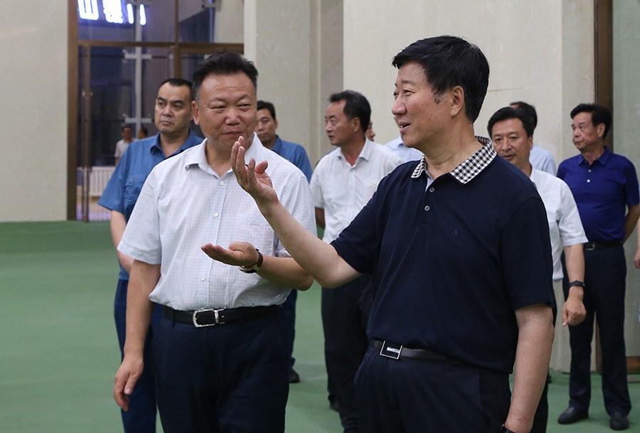 22-2018年6月，省人大常委會黨組書記、副主任王璽玉蒞臨金徽股份視察。.jpg