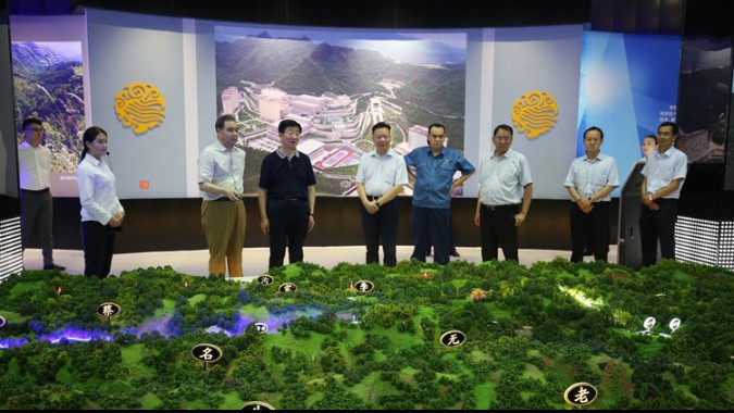 省人大常委會(huì)黨組書記、副主任王璽玉一行蒞臨金徽股份視察項(xiàng)目建設(shè)工作